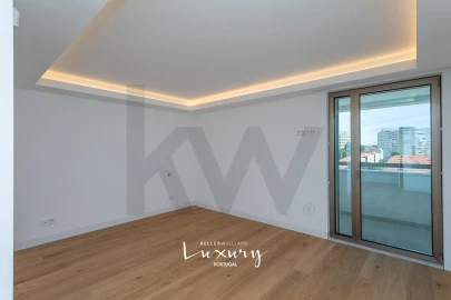 Apartamento T4 para Venda em Alvalade