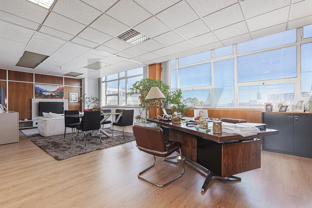 Escritório para Arrendamento em Olivais Foto 1