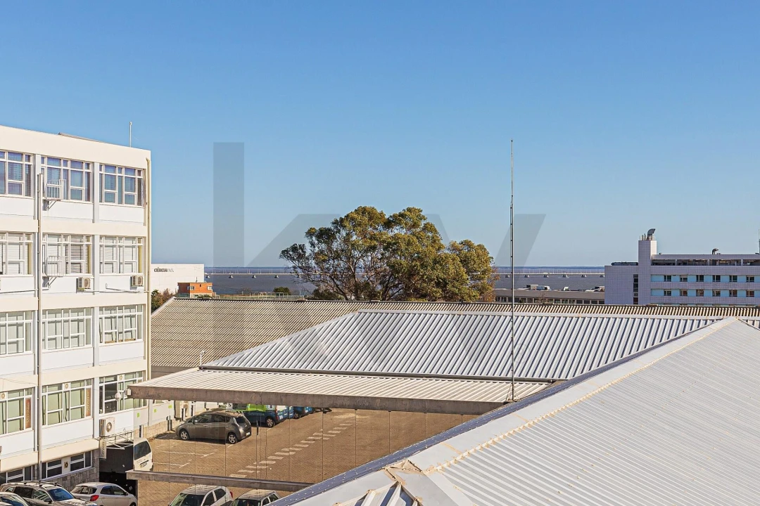 Escritório para Arrendamento em Olivais Foto 24