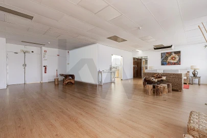 Escritório para Arrendamento em Olivais