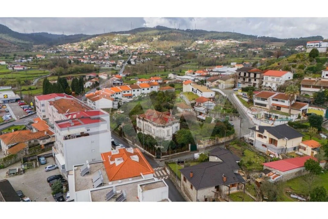 Moradia T8 para Venda em Povoa de Lanhoso (N. Senhora do Amparo) Foto 56