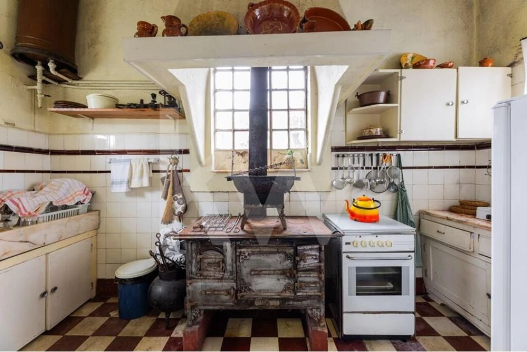 Moradia T8 para Venda em Povoa de Lanhoso (N. Senhora do Amparo) Foto 6