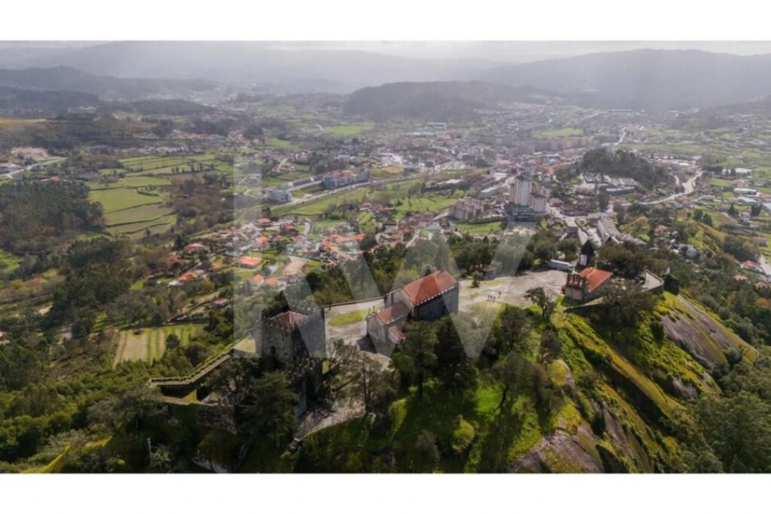 Moradia T8 para Venda em Povoa de Lanhoso (N. Senhora do Amparo) Foto 57