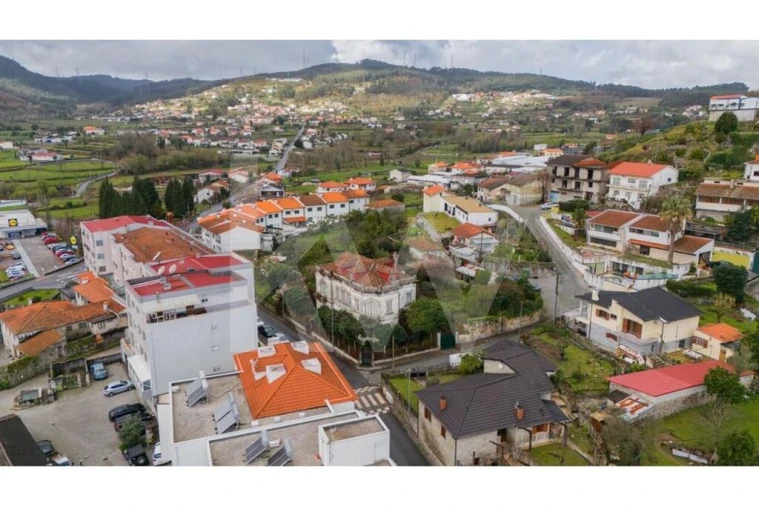 Moradia T8 para Venda em Povoa de Lanhoso (N. Senhora do Amparo) Foto 56