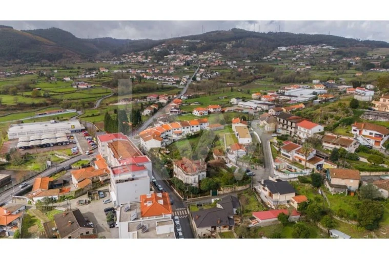 Moradia T8 para Venda em Povoa de Lanhoso (N. Senhora do Amparo) Foto 55