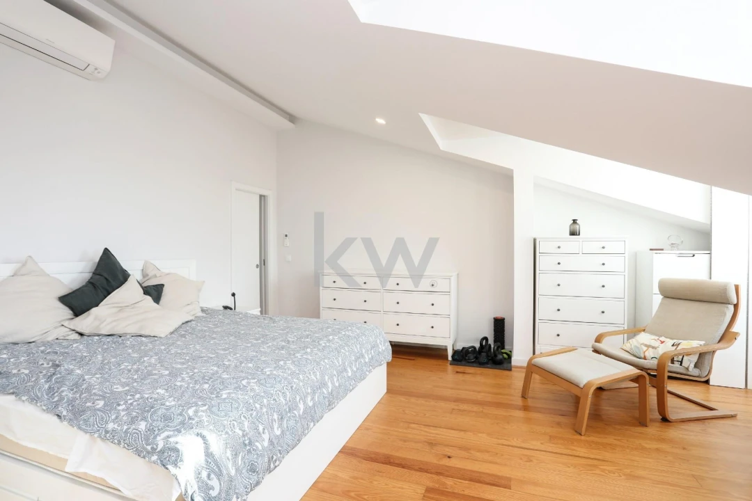 Apartamento T4 para Venda em Ajuda Foto 28