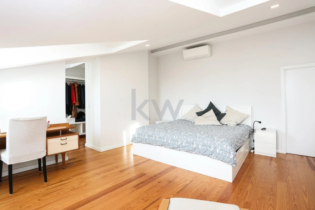 Apartamento T4 para Venda em Ajuda Foto 27