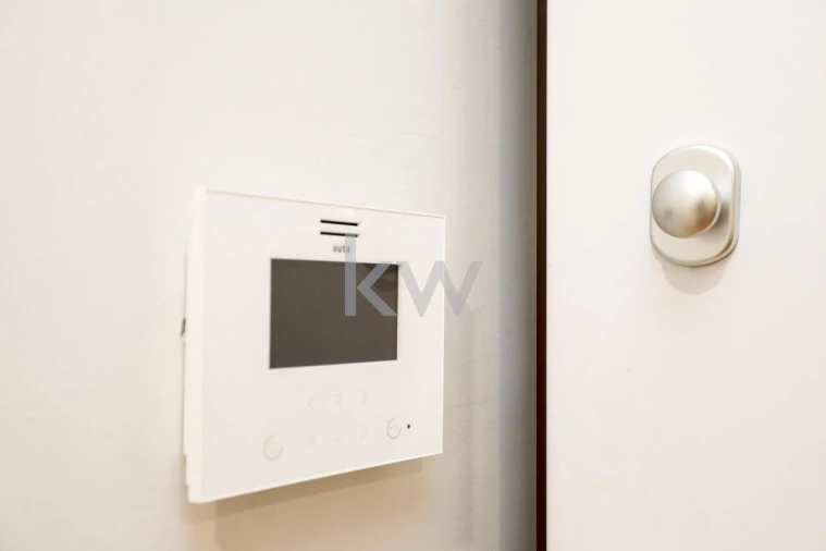 Apartamento T4 para Venda em Ajuda Foto 12