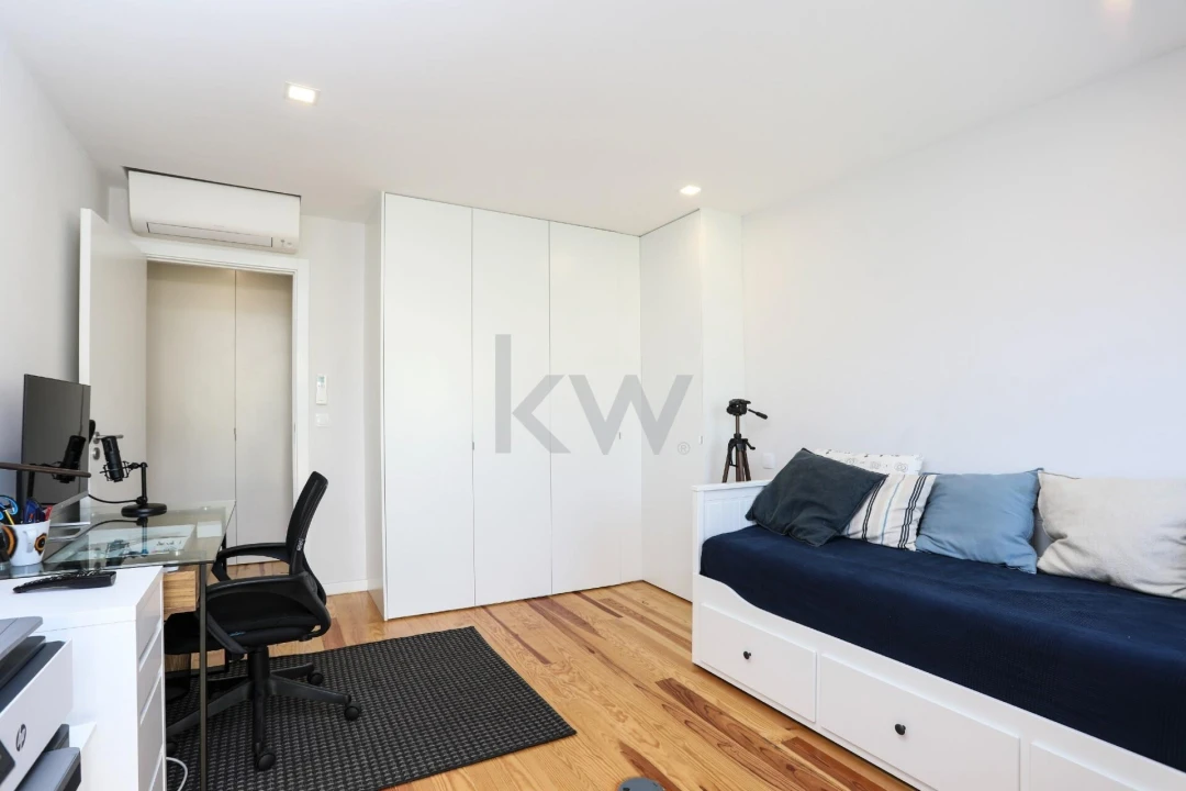 Apartamento T4 para Venda em Ajuda Foto 20