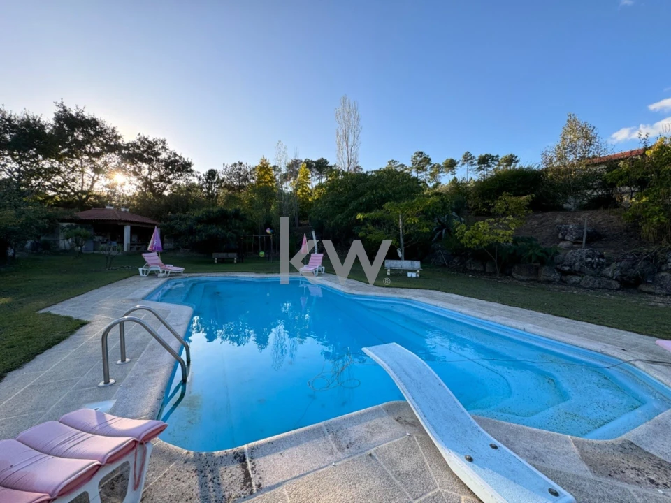 Quinta T4 para Venda em Fragosela Foto 5