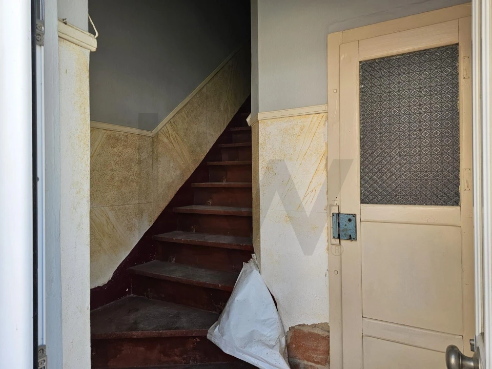 Prédio para Venda em Couço Foto 12