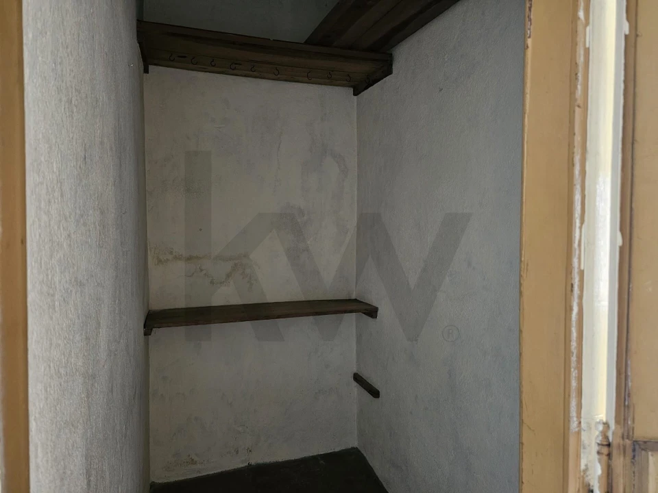 Prédio para Venda em Couço Foto 35