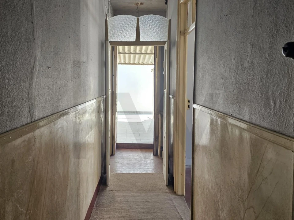 Prédio para Venda em Couço Foto 48