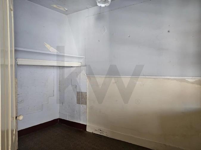 Prédio para Venda em Couço Foto 20