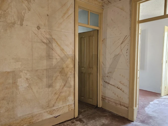 Prédio para Venda em Couço Foto 37