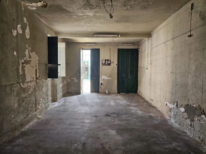 Prédio para Venda em Couço Foto 7