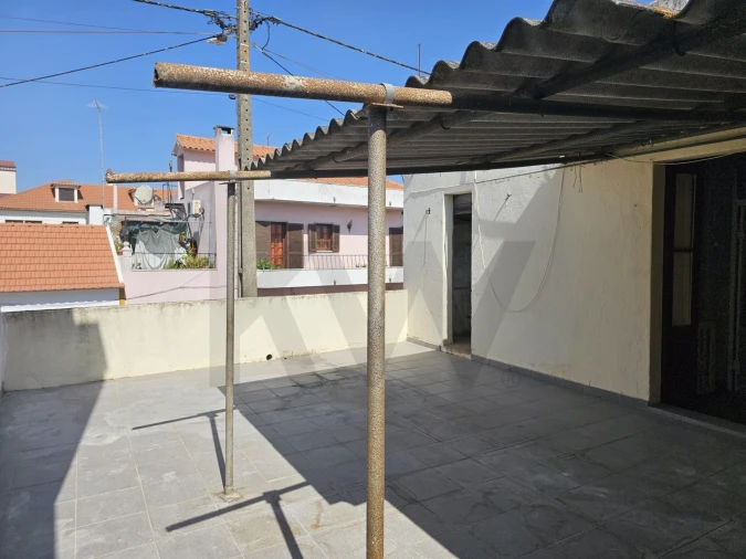 Prédio para Venda em Couço Foto 53