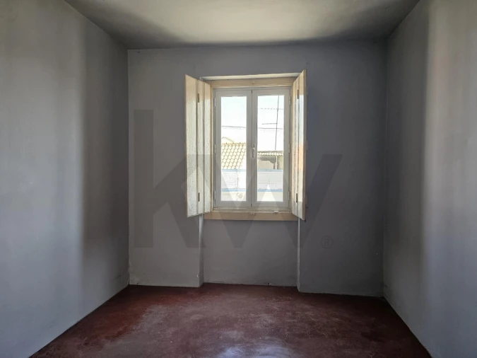 Prédio para Venda em Couço Foto 29