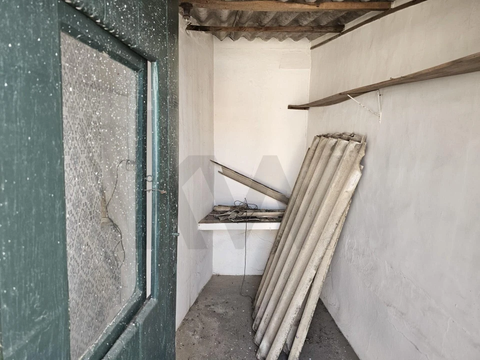 Prédio para Venda em Couço Foto 52