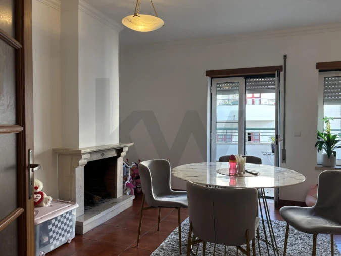 Apartamento T3 para Arrendamento em Marrazes e Barosa