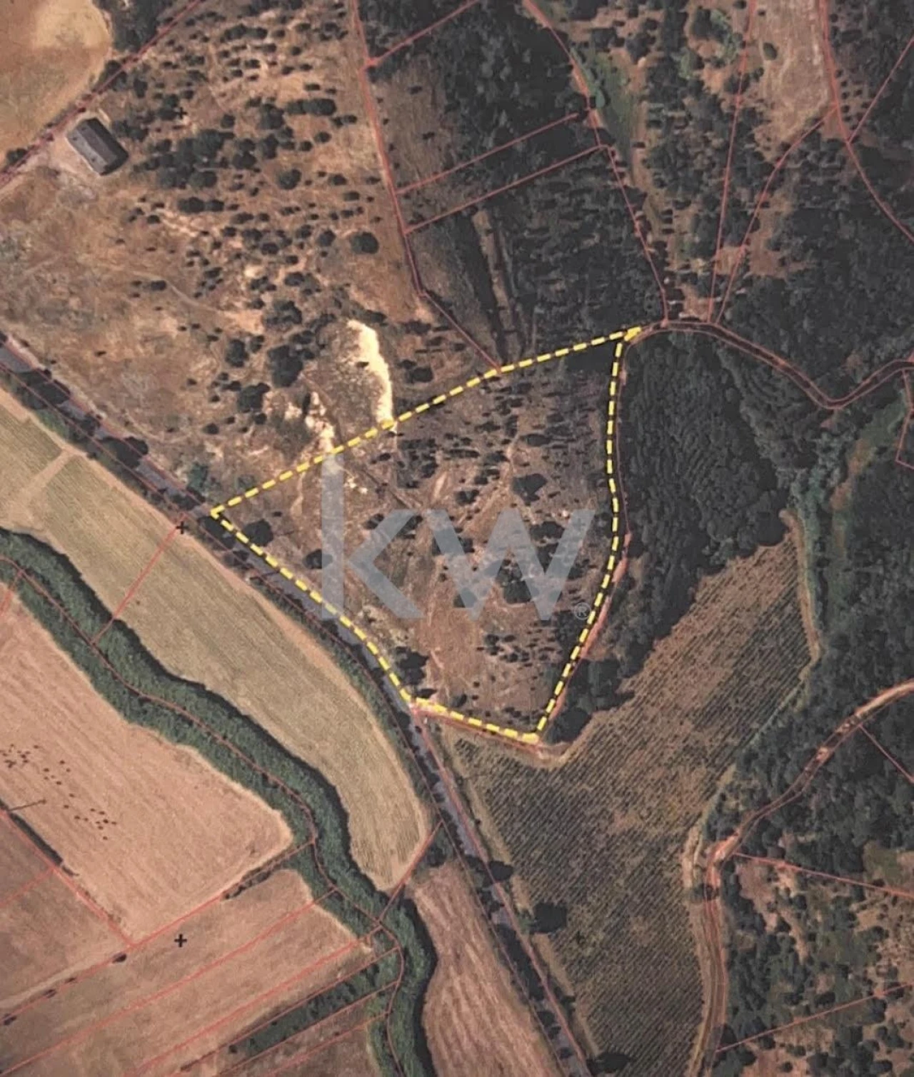 Terreno para Venda em Aveiras de Cima Foto 1