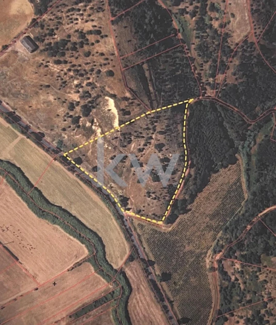 Terreno para Venda em Aveiras de Cima