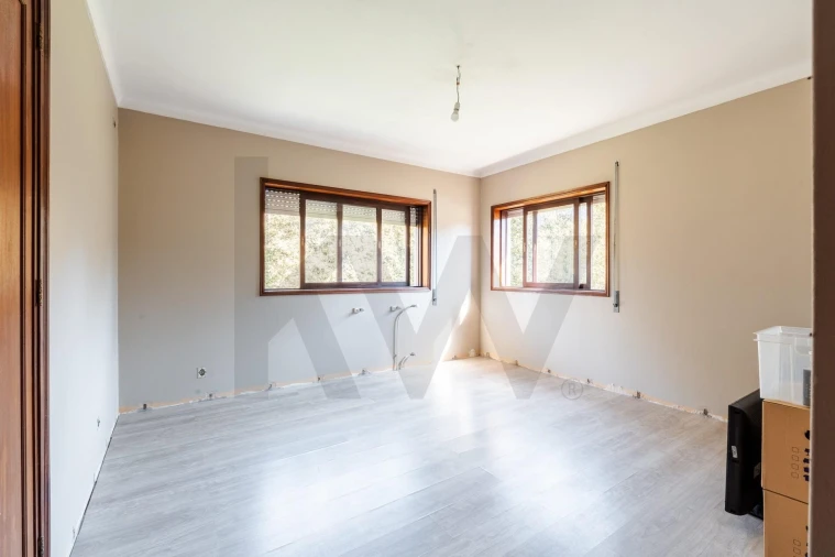 Moradia T4 para Venda em O. Azeméis, Riba-Ul, Ul, Macinhata Seixa, Madail Foto 22