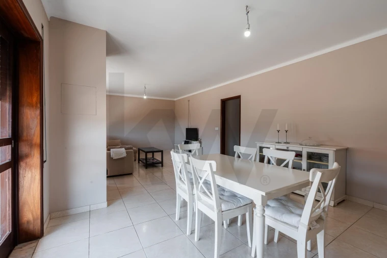 Moradia T4 para Venda em O. Azeméis, Riba-Ul, Ul, Macinhata Seixa, Madail Foto 11