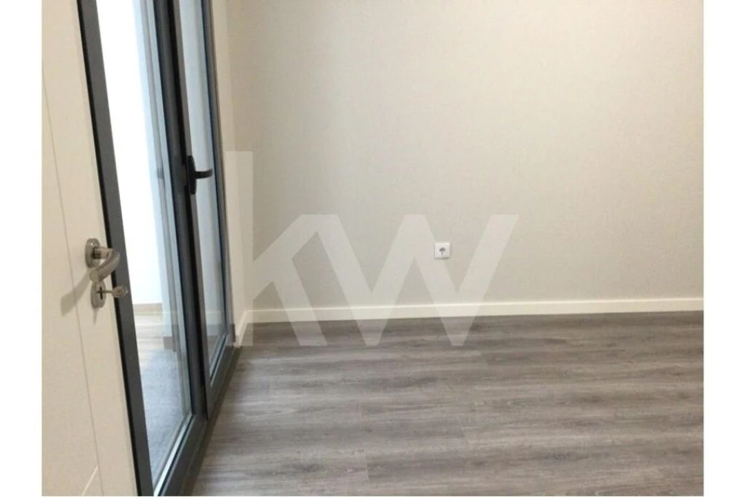 Apartamento T2 para Venda em Sesimbra (Santiago) Foto 57