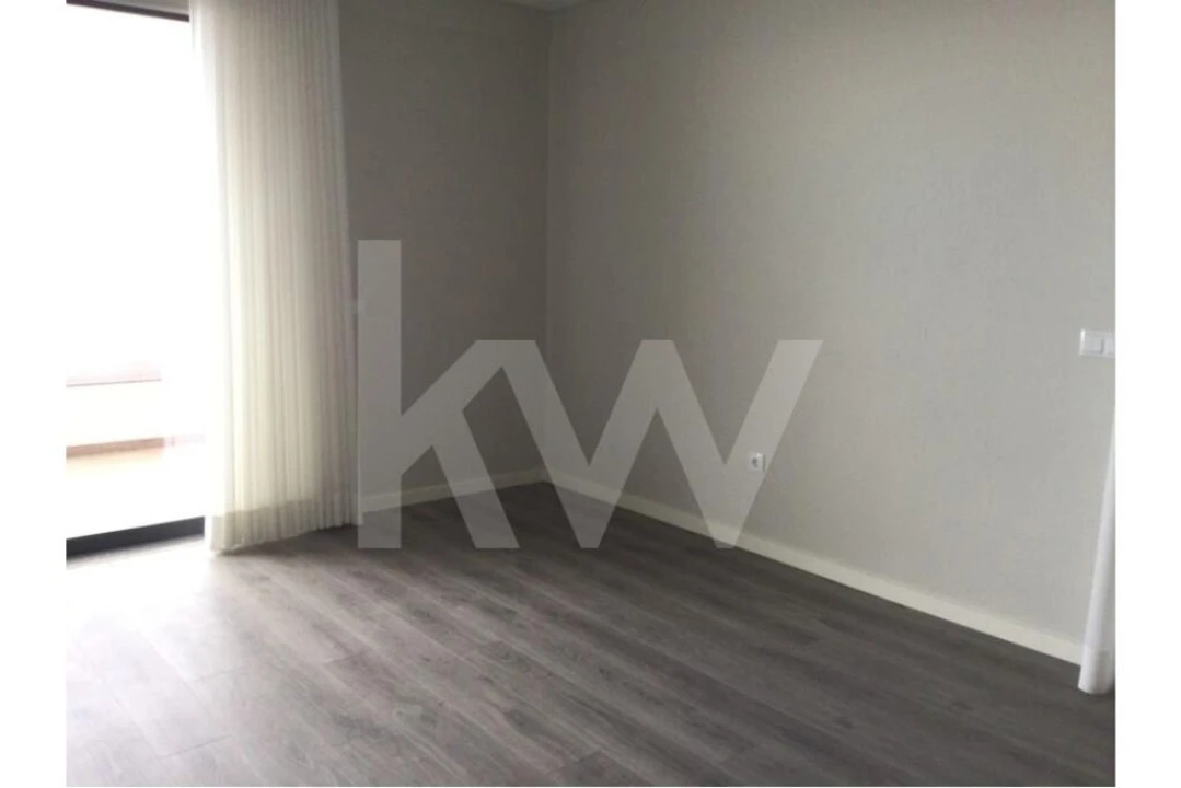 Apartamento T2 para Venda em Sesimbra (Santiago) Foto 26