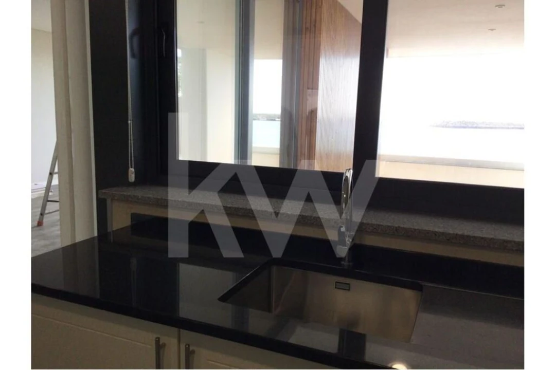 Apartamento T2 para Venda em Sesimbra (Santiago) Foto 16