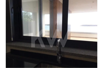Apartamento T2 para Venda em Sesimbra (Santiago)