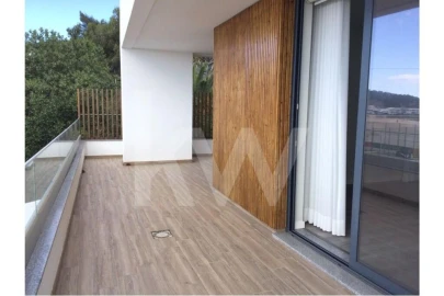 Apartamento T2 para Venda em Sesimbra (Santiago)