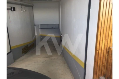 Apartamento T2 para Venda em Sesimbra (Santiago)