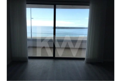 Apartamento T2 para Venda em Sesimbra (Santiago)