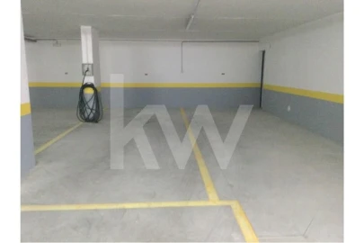 Apartamento T2 para Venda em Sesimbra (Santiago)