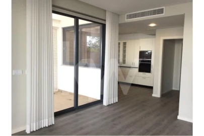 Apartamento T2 para Venda em Sesimbra (Santiago)