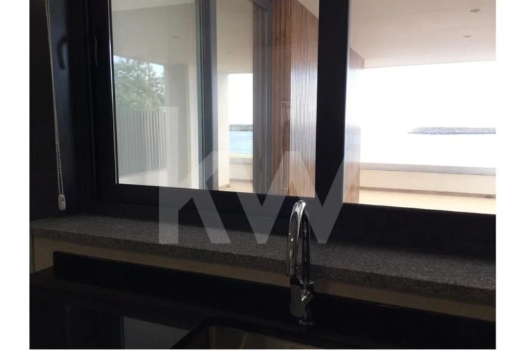 Apartamento T2 para Venda em Sesimbra (Santiago) Foto 15