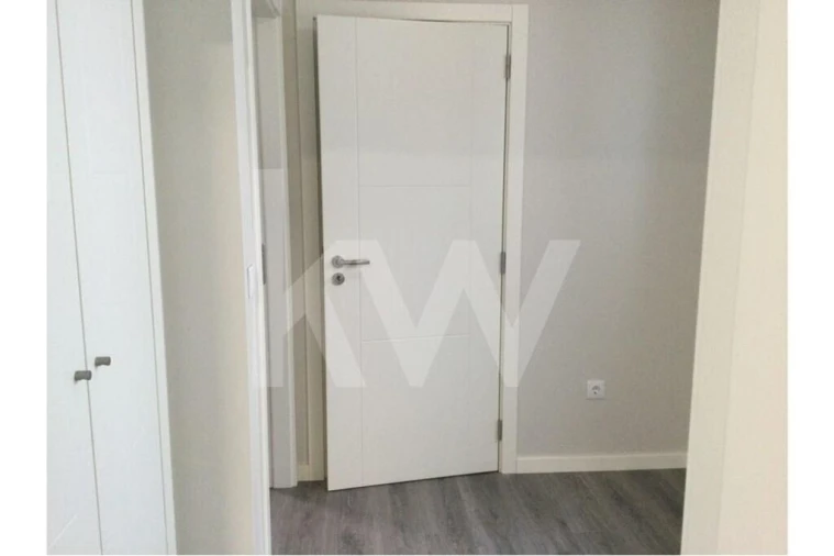 Apartamento T2 para Venda em Sesimbra (Santiago) Foto 59