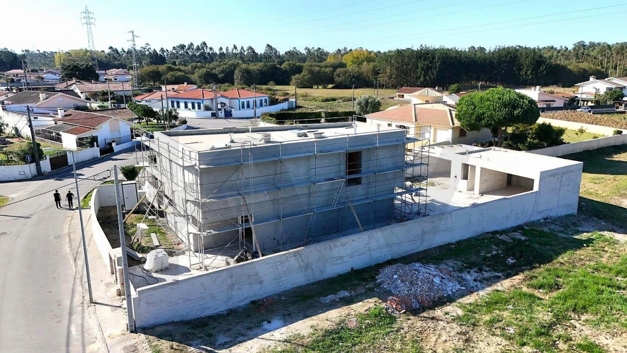 Moradia T4 para Venda em Maceda Foto 61