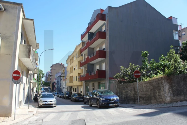 Prédio para Venda em Encosta do Sol Foto 7