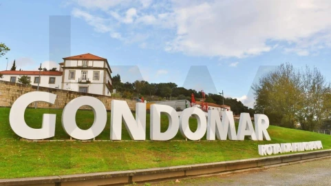 Moradia T4 para Venda em Gondomar (São Cosme), Valbom e Jovim