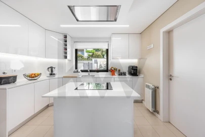 Moradia T4 para Venda em Gondomar (São Cosme), Valbom e Jovim