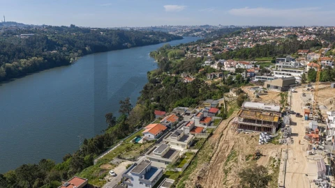 Moradia T4 para Venda em Gondomar (São Cosme), Valbom e Jovim