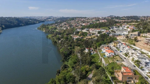 Moradia T4 para Venda em Gondomar (São Cosme), Valbom e Jovim