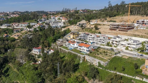 Moradia T4 para Venda em Gondomar (São Cosme), Valbom e Jovim