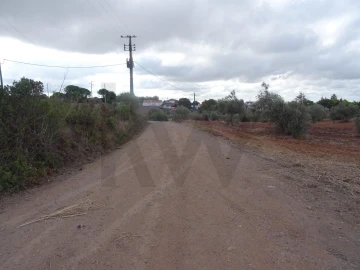 Terreno para Venda em Azambujeira e Malaqueijo