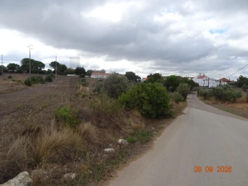 Terreno para Venda em Azambujeira e Malaqueijo