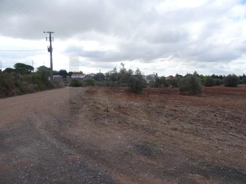 Terreno para Venda em Azambujeira e Malaqueijo