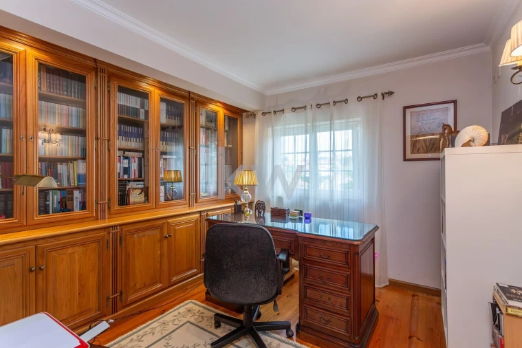 Moradia T5 para Venda em Turcifal Foto 37